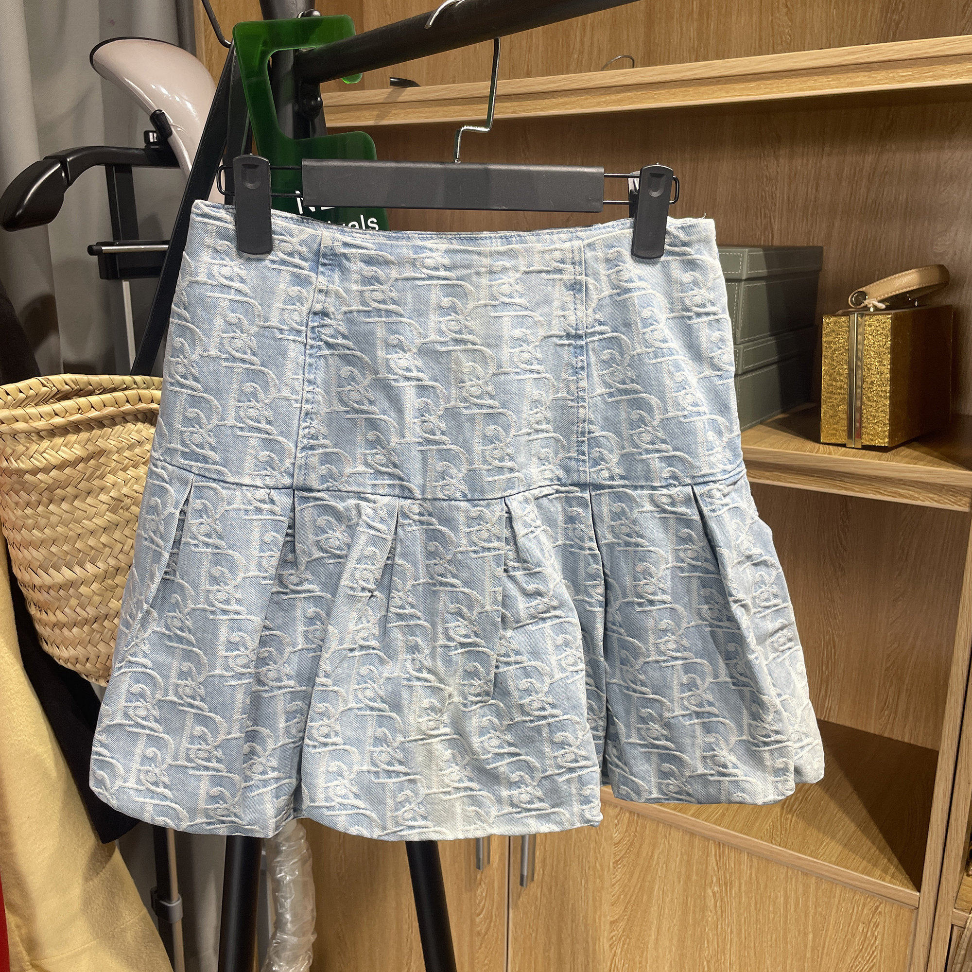 [五]兰米特卖春秋新款女装个性减龄短款牛仔短裙小个子高腰半身裙