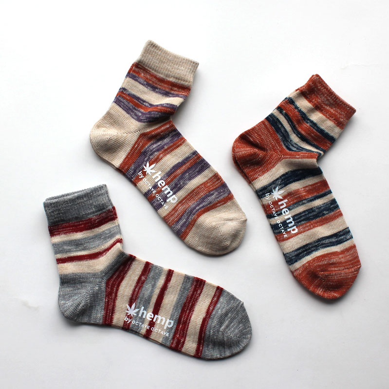 新款稀少外贸横条纹复古中筒袜