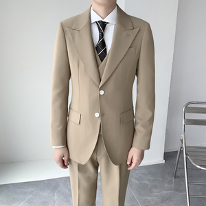 绅士挺括顺滑修身男士双扣西服 经典卡其西装套装 XZ819/P310图片