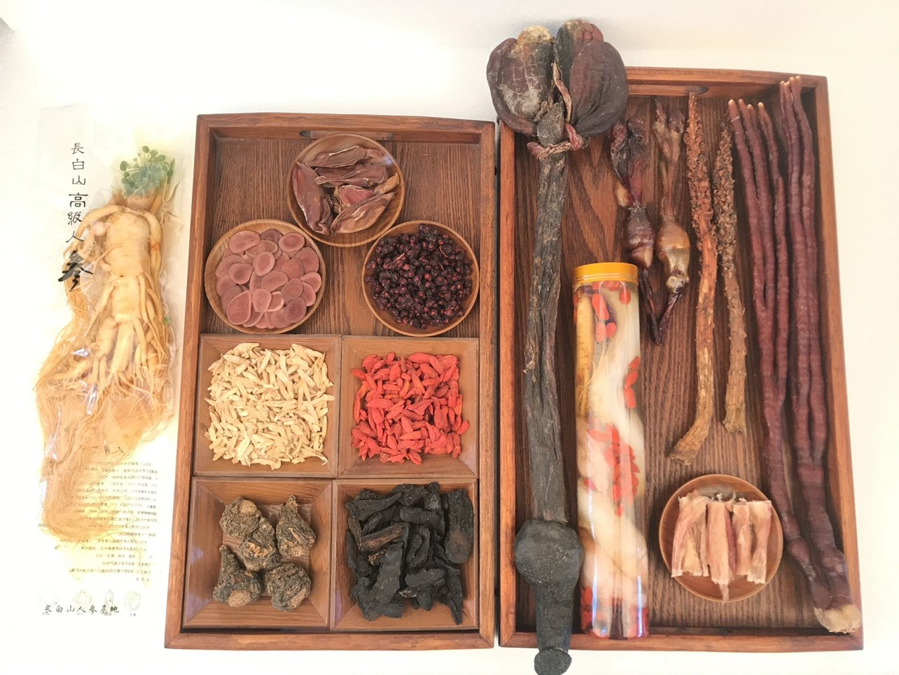 鲜鹿鞭鹿茸血片人参干鹿鞭睾丸黑玛咖肉苁蓉五味子红枸杞黄芪泡酒