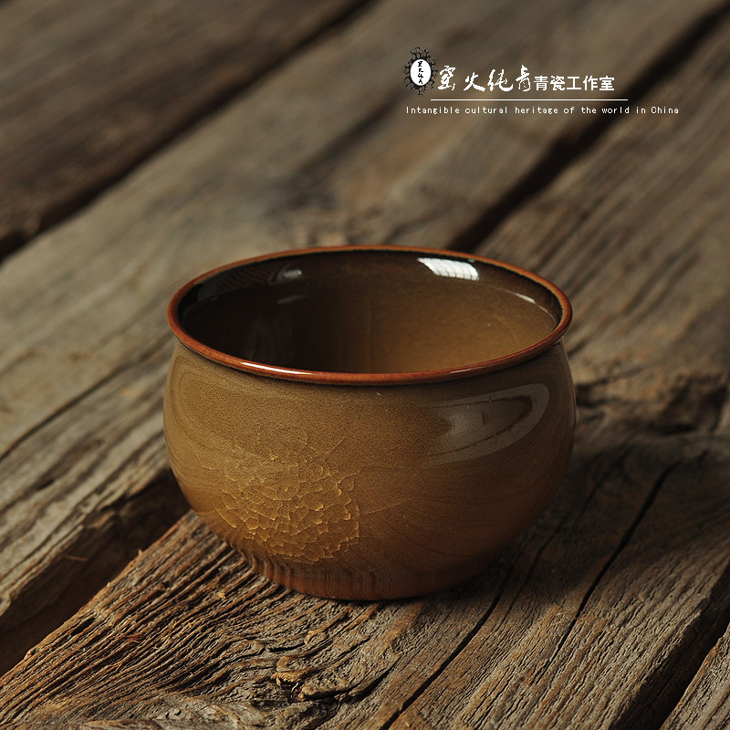 龙泉青瓷大师黄长伟手工杯 陶瓷哥窑冰裂纹铁胎米黄釉普洱杯茶杯