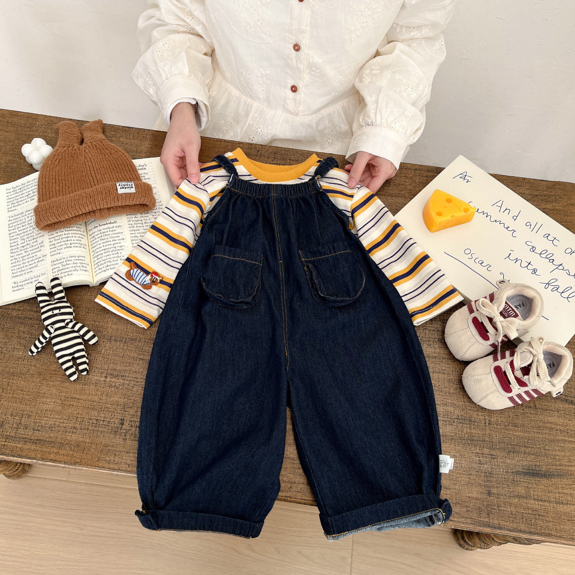 韩系宝宝时尚裤子春装新款婴儿休闲牛仔背带裤春季小童百搭连体裤