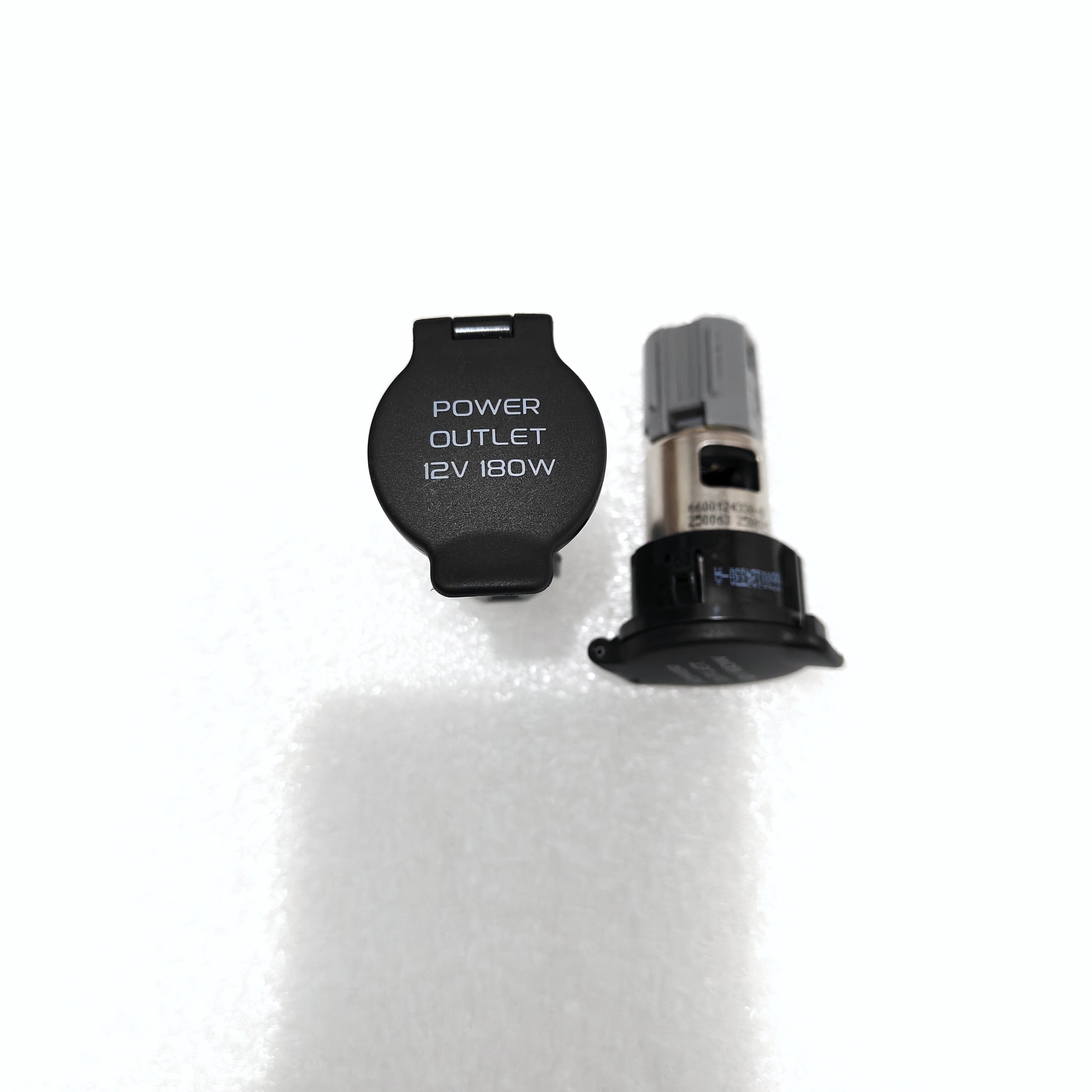 适用于博越备用电源吉利远景X3 S1缤越12V充电器电源插座插口插头