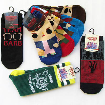 美剧怪奇物语男女船袜中邦