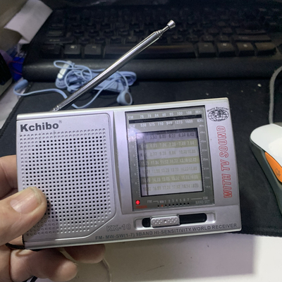 老品牌收听灵敏大小适中凯隆kk10