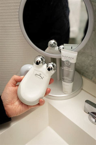 Nuface Pro Trinity 微电流面部紧肤瘦脸器 电波提拉紧致 美容仪