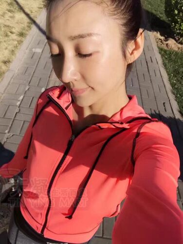 官方授权后益hoii 时尚风格连帽外套 女子防晒衣 hoii 防晒衣包邮