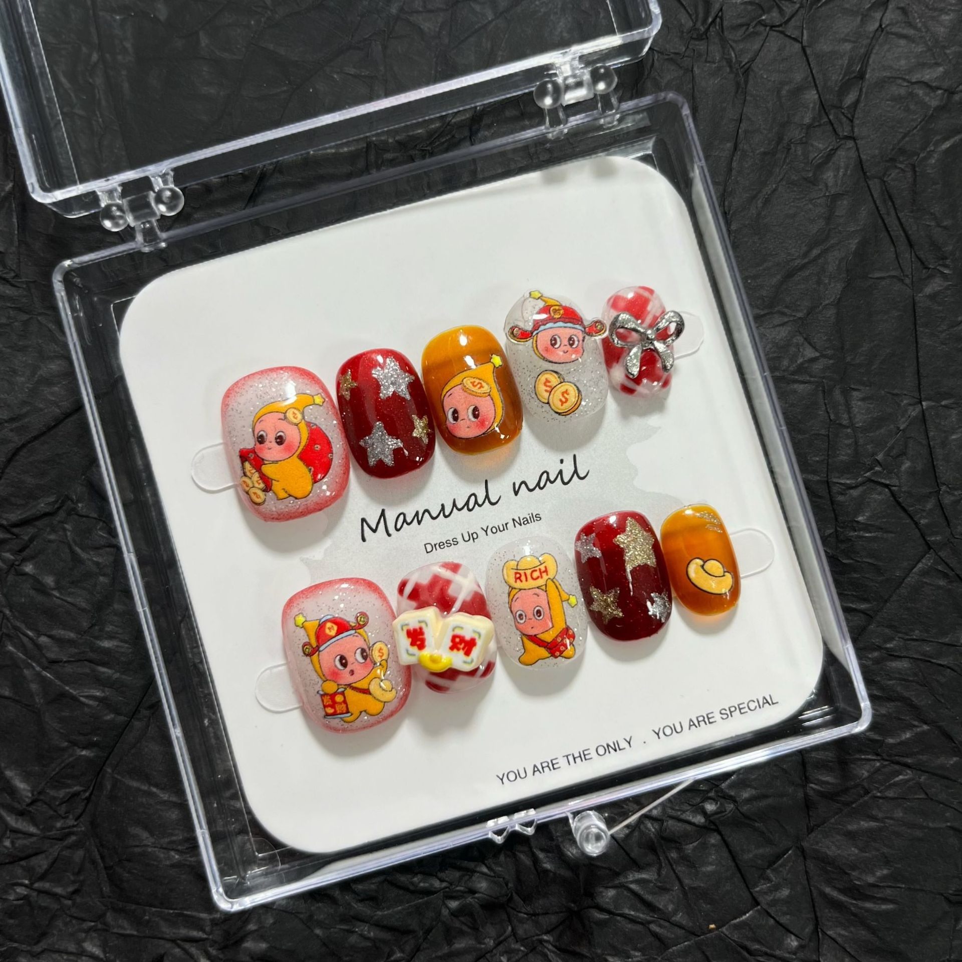 【新年星星人】纯手工制作可爱发财卡通短圆穿戴美甲贴片可拆卸,彩妆/香水/美妆工具,穿戴甲/甲片,淘宝优惠券,粉丝福利购,淘宝优惠卷