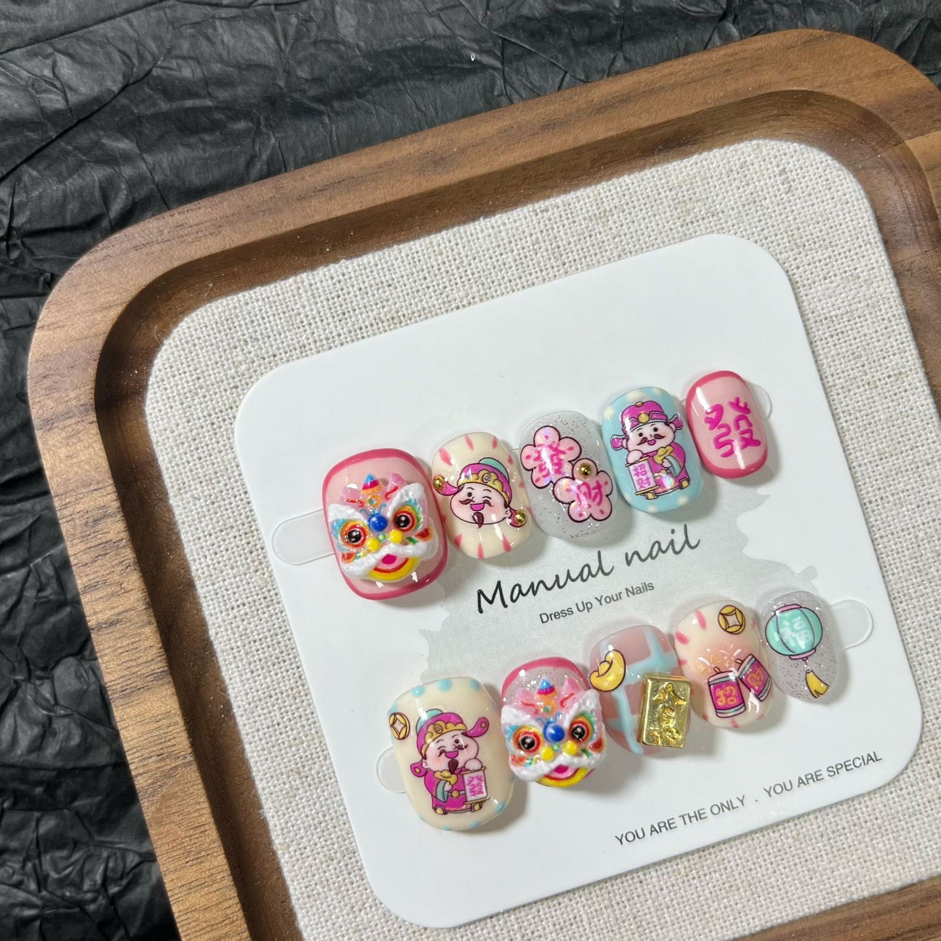 手工制作新年财神舞狮招财美甲贴穿戴甲福气糖葫芦短圆指甲贴片