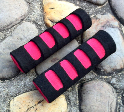 Poignées de vélo - Ref 2345948 Image 1