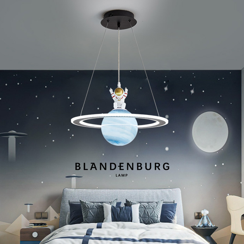 星球宇航员吊灯北欧简约卡通男生房间灯具个性创意温馨儿童卧室灯