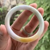 缅甸A货手镯黄色黄翡飘绿花多彩翡翠贵妃手镯7.8 7.4 52.7mm
