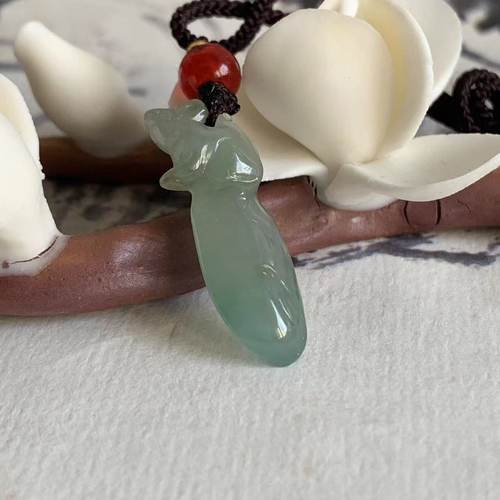 缅甸天然翡翠吊坠老鼠福瓜挂件