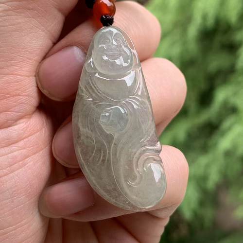 缅甸天然翡翠白色玉佛翡翠吊坠