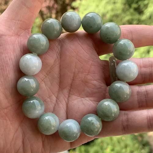 缅甸翡翠手串半山半水手串浅绿色