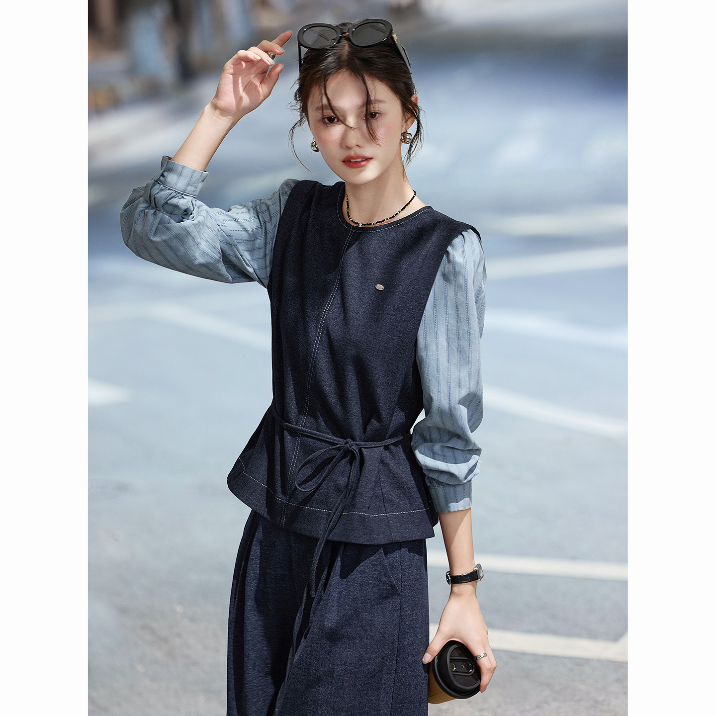 2026春季新款拼接假两件圆领套头衬衫直筒长裤休闲裤套装女两件套