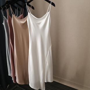 高档气质下摆开叉不对称修身显身材缎面打底裙连衣裙长款吊带裙女