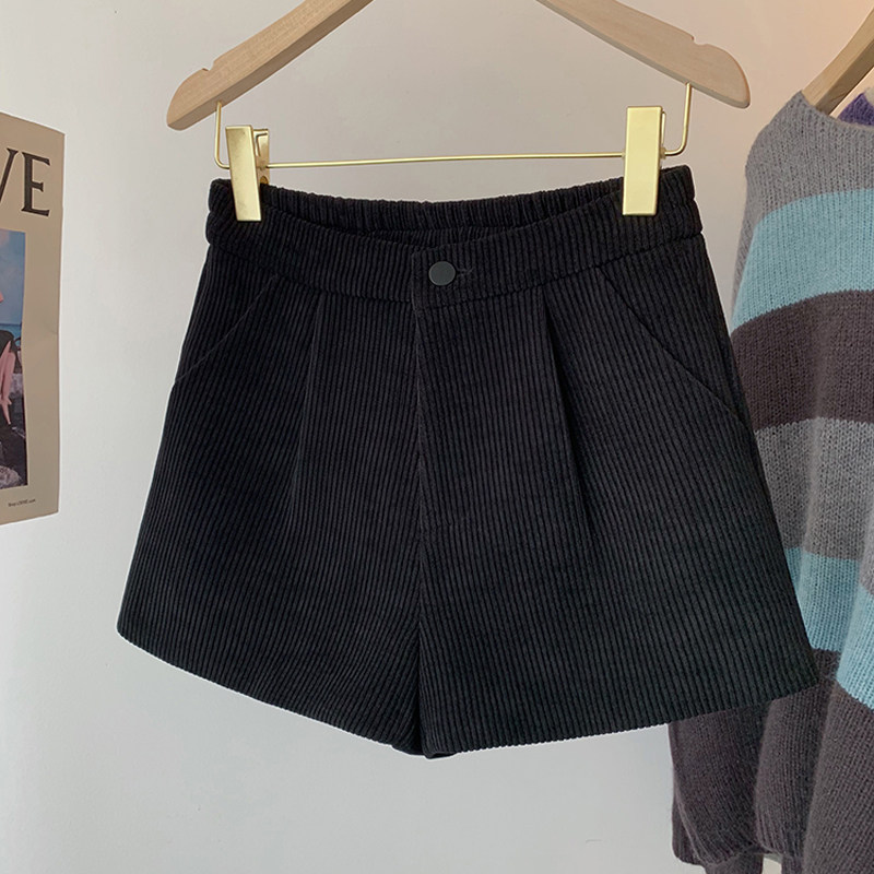 黑色宽松紧高腰阔腿a字灯芯绒短裤女秋冬新款显瘦小个子打底外穿