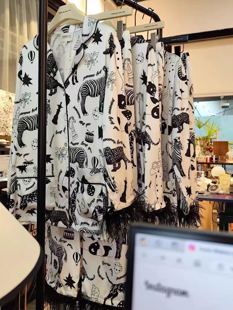 法国轻奢~羽毛白色熊猫睡衣女缎面仿真丝套装潮牌家居服长袖长裤
