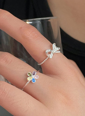 持恒S925纯银镶嵌蝴蝶结戒指女小众时尚简约小巧小清新花朵指环潮