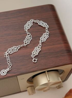 持恒S925纯银几何镂空蕾丝手链女小众轻奢甜美优雅手饰高级感百搭