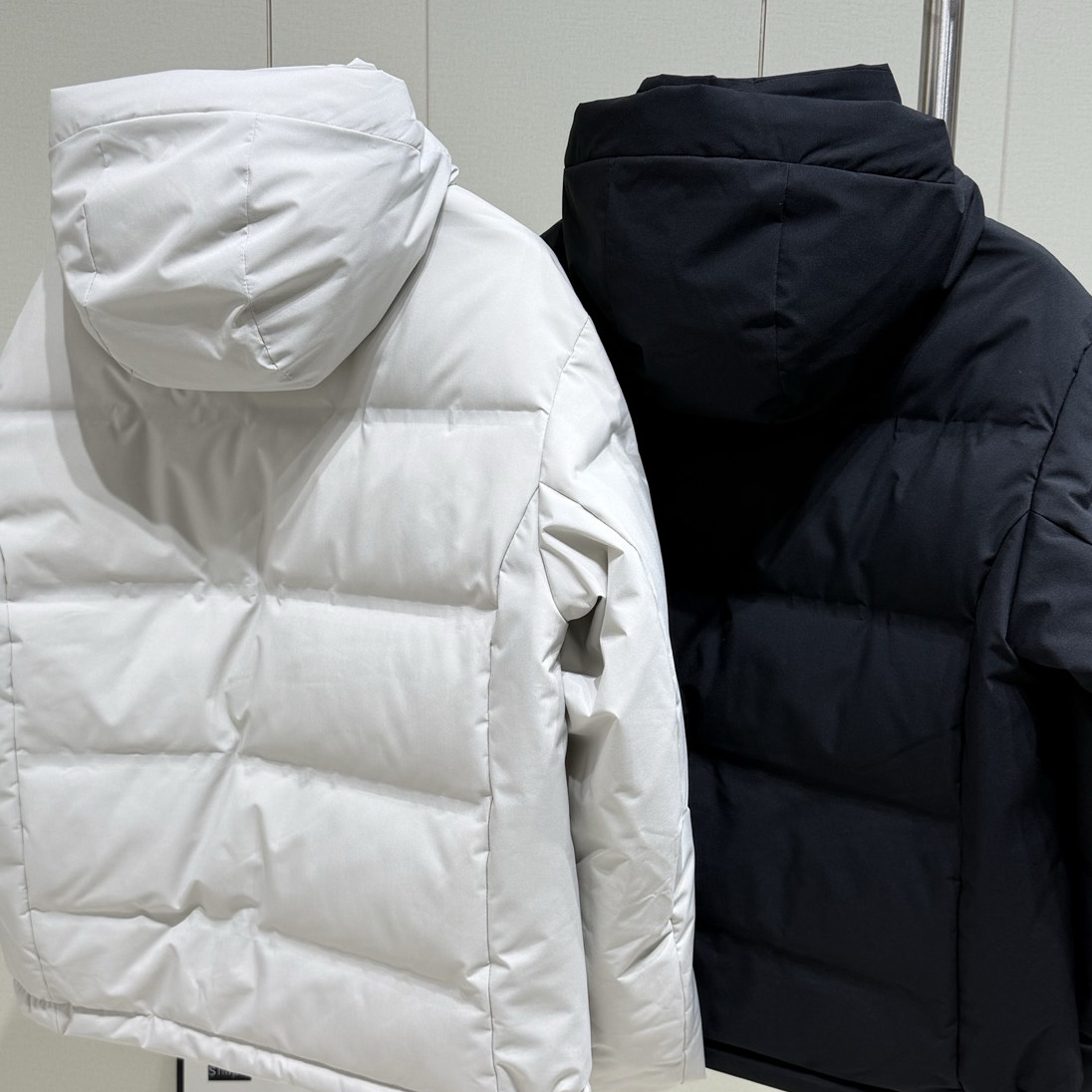 【1020】冬季新款青年流行时尚商务运动休闲男士连帽羽绒服SW