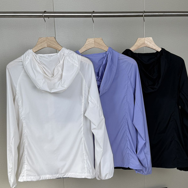 【0324】春夏新款青年流行时尚户外运动休闲女士防晒皮肤衣外套SW