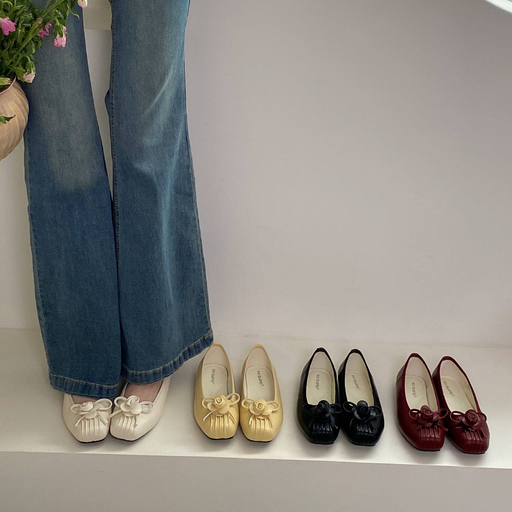 韩式甜美风花朵装饰平底单鞋女新款软底一脚蹬浅口方头芭蕾舞鞋