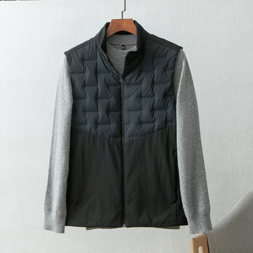 轻松打造叠穿精英气息！时尚拼接 拉链立领羽绒马甲男251145