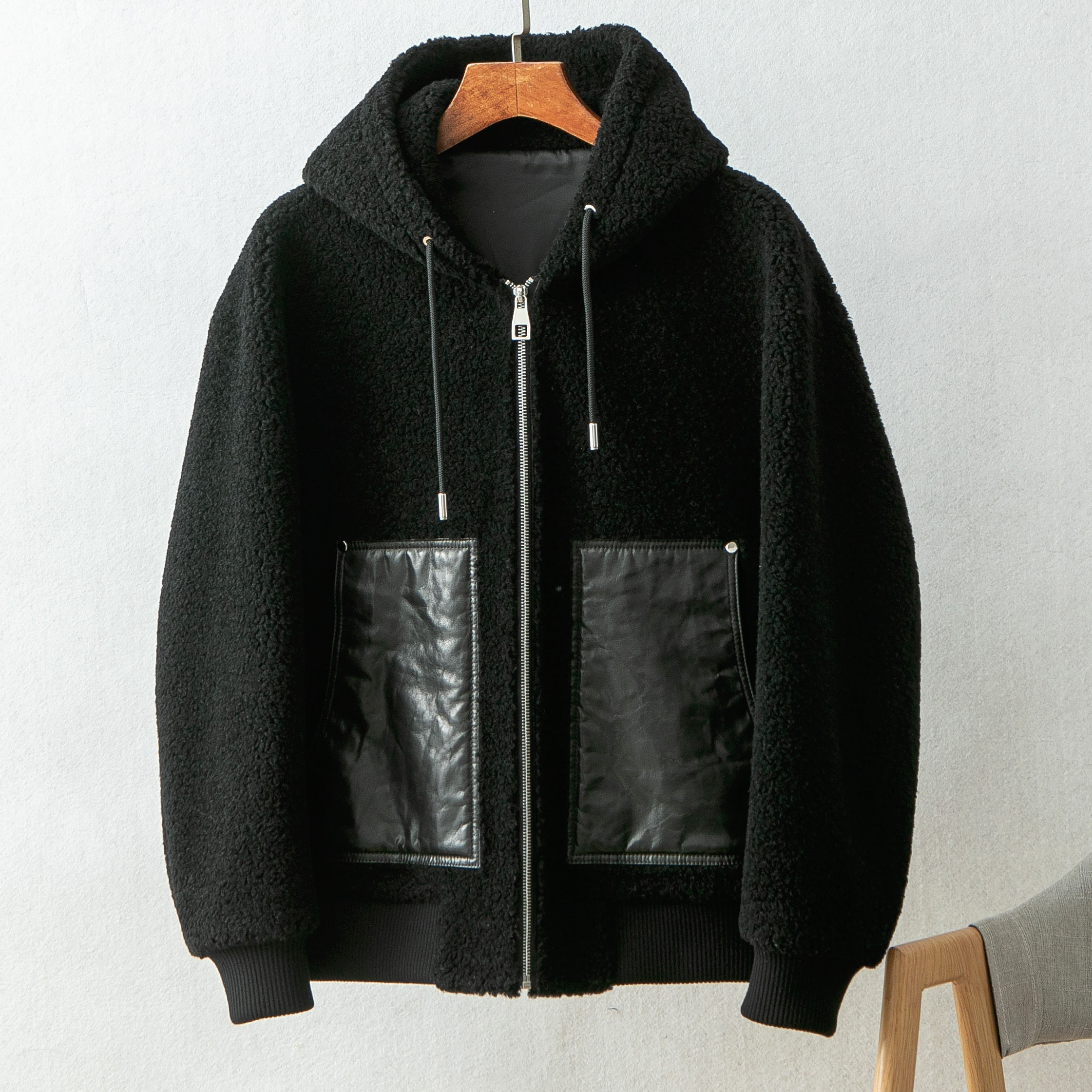 高奢牛货！简约高级 大气设计感！皮毛一体拉链连帽夹克男251120