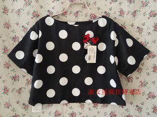 淑女屋专柜正品 夏季安娜莉娜黑底白点百搭短袖美女胸针上衣SSC15