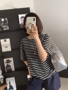 品质经典黑白条圆领套头宽松圆领短袖细横条纹24夏款新女t恤棉