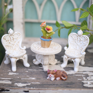 外贸复古树脂花园小桌椅装 饰 饰花朵猫猫摆件苔藓微景观多肉植物装