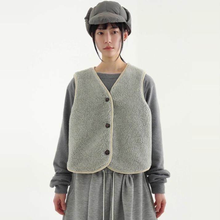 V领摇粒绒马甲韩国代购