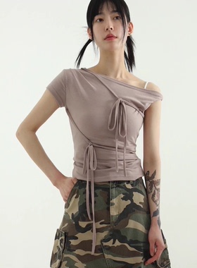 韩国代购24A/W double string unbalanced shoulder tee 系带短t