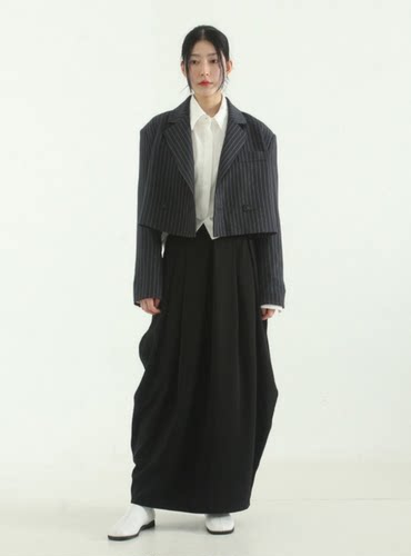 设计师短款条纹西服夹克