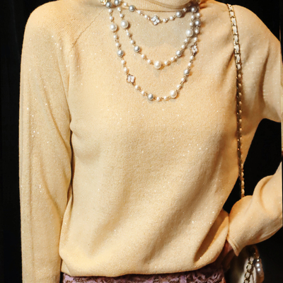 100%全羊毛珠片无缝一体针织上衣