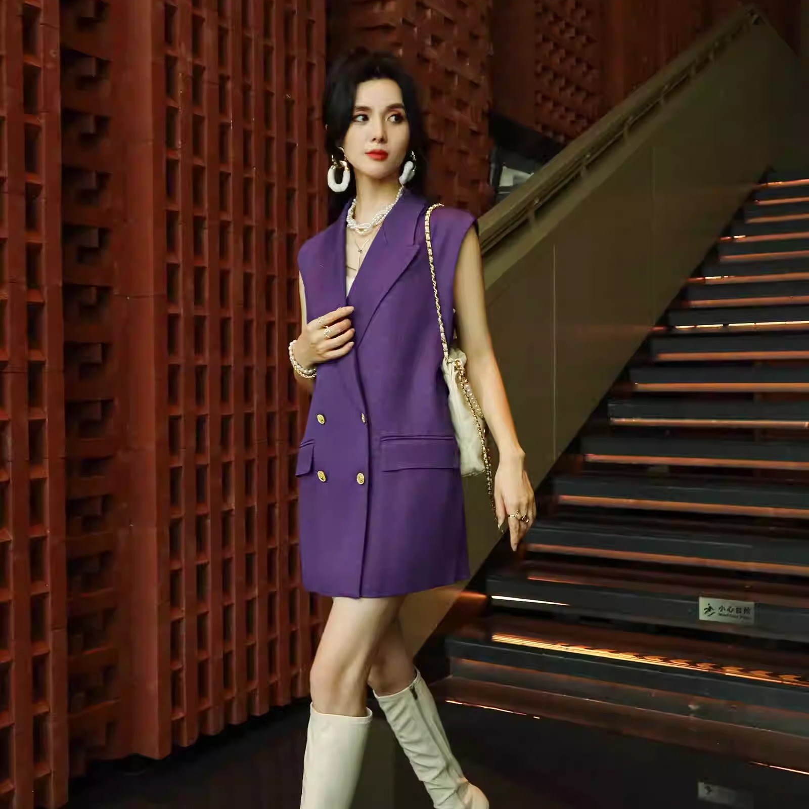 深紫百搭叠穿摩登时髦马甲外套