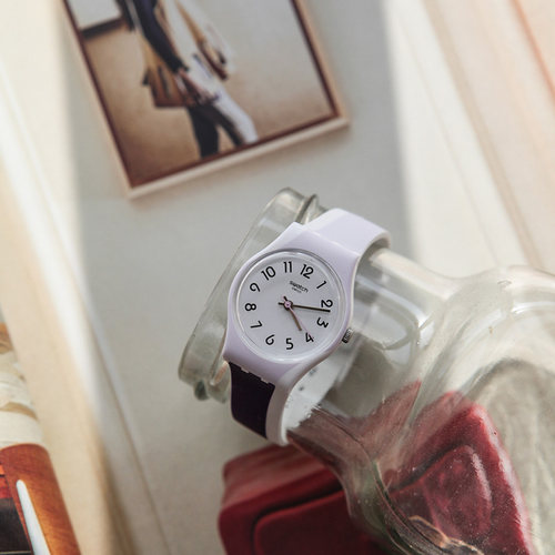 swatch斯沃琪瑞士手表曲线撞色