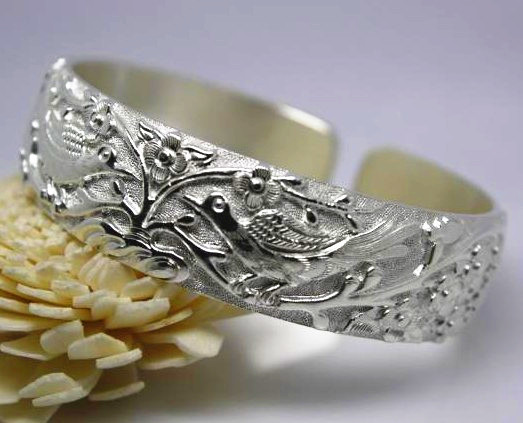 纯手工雕刻浮雕雪花银纯银银手镯