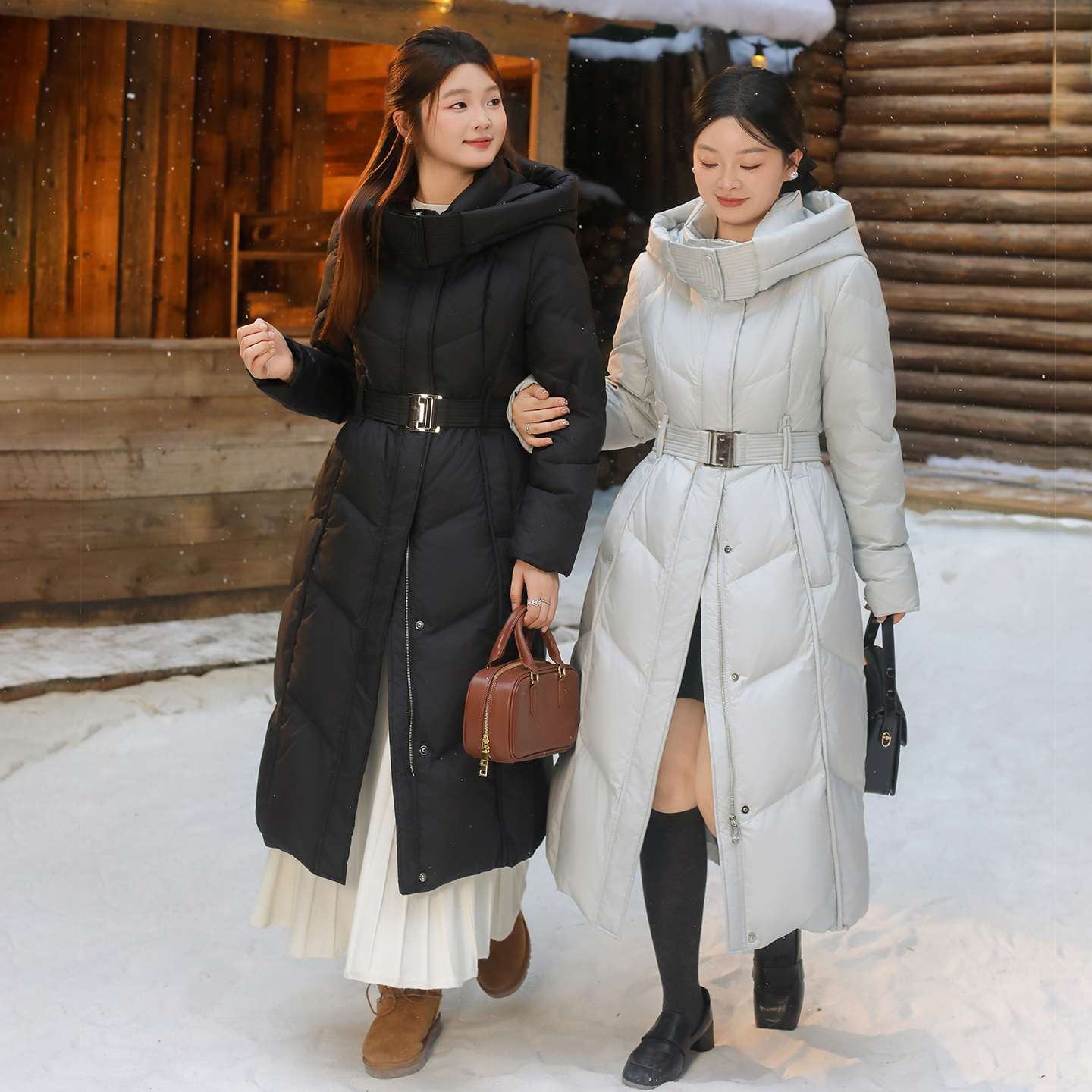 大码百分百女装微胖mm秋冬通勤保暖连帽收腰三防长款羽绒服