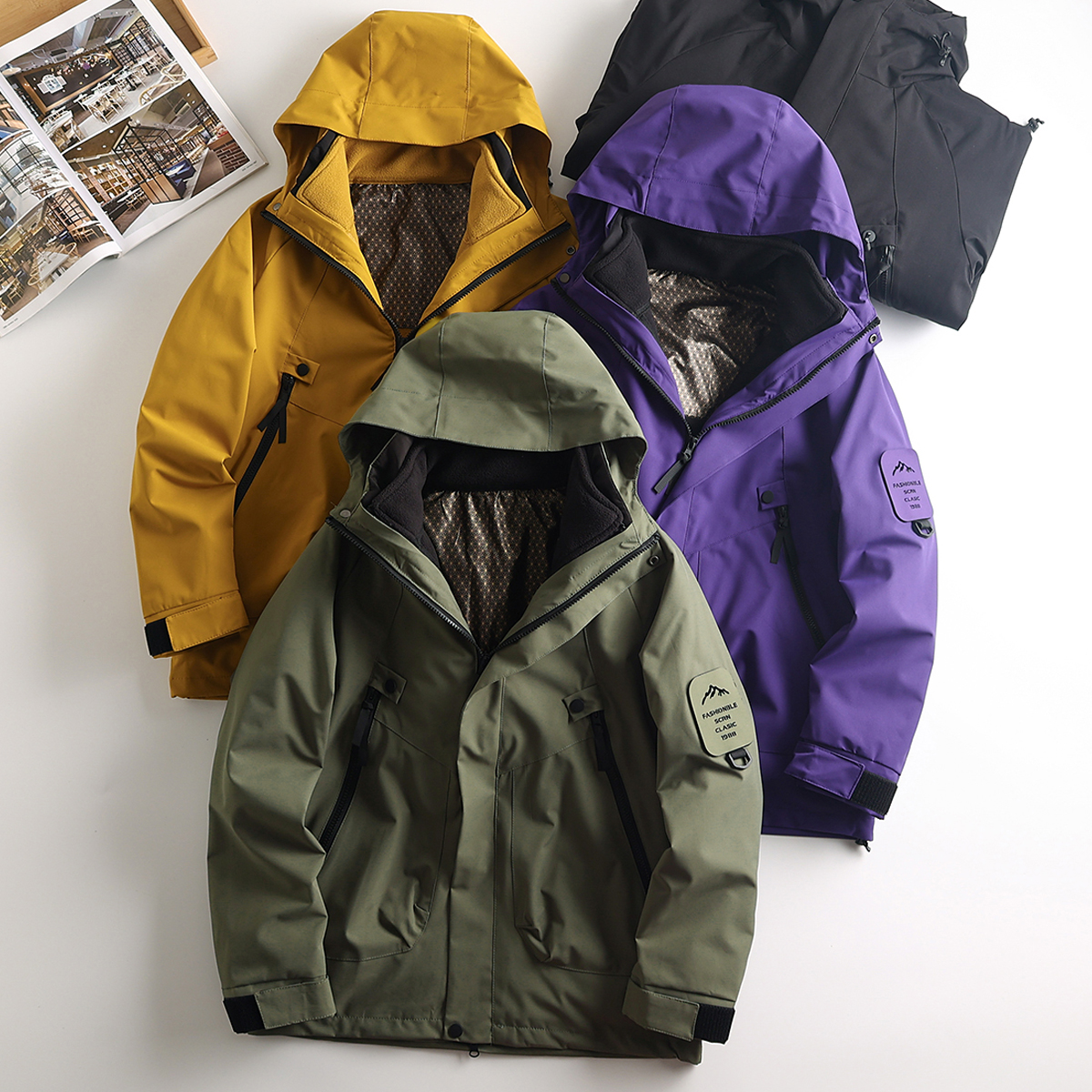 登山服情侣款可拆卸防水冲锋衣