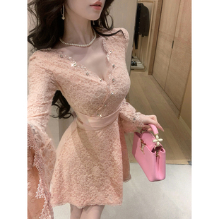 连衣裙 秋冬名媛辣妹优雅气质V领钉珠蕾丝长袖 Sun雅乔 甜桃娇娇