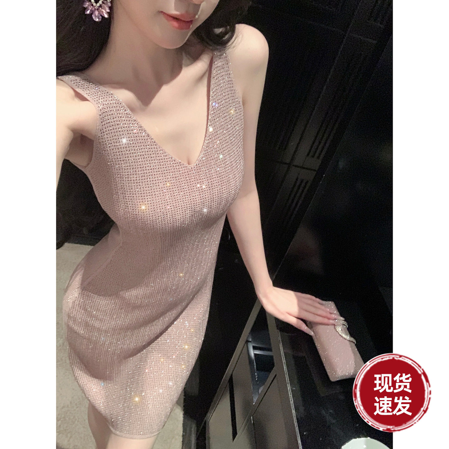 SYQIAO/雅乔【闪耀全场】秋装新款无袖烫钻V领针织连衣裙包臀短裙