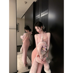 Sun雅乔【如花美眷】秋冬新款露背立体花朵网纱挂脖针织连衣长裙