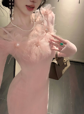 Sun雅乔【粉色芍药】秋冬粉色设计感修身花朵长袖软糯针织连衣裙