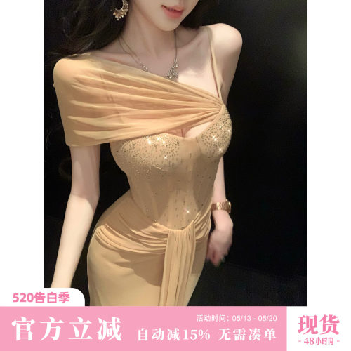 Sun雅乔【风情旖旎】夏季修身不规则辣妹烫钻礼服吊带连衣长裙