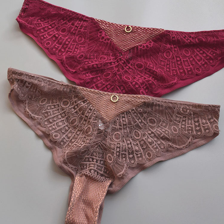 s-3xl 渔网蕾丝拼接性感美臀后片宽边夹臀露半臀低腰窄三角女裤