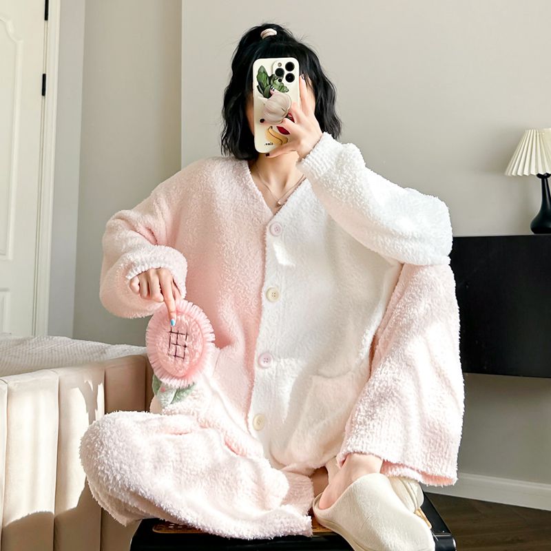 日系花朵睡衣女秋冬季珊瑚绒加绒加厚软绵绵可外穿开衫家居服套装