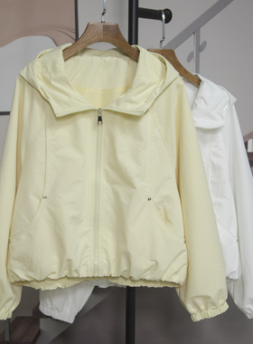 时尚连帽薄款外套女2026春秋宽松百搭休闲减龄拉链夹克上衣76016